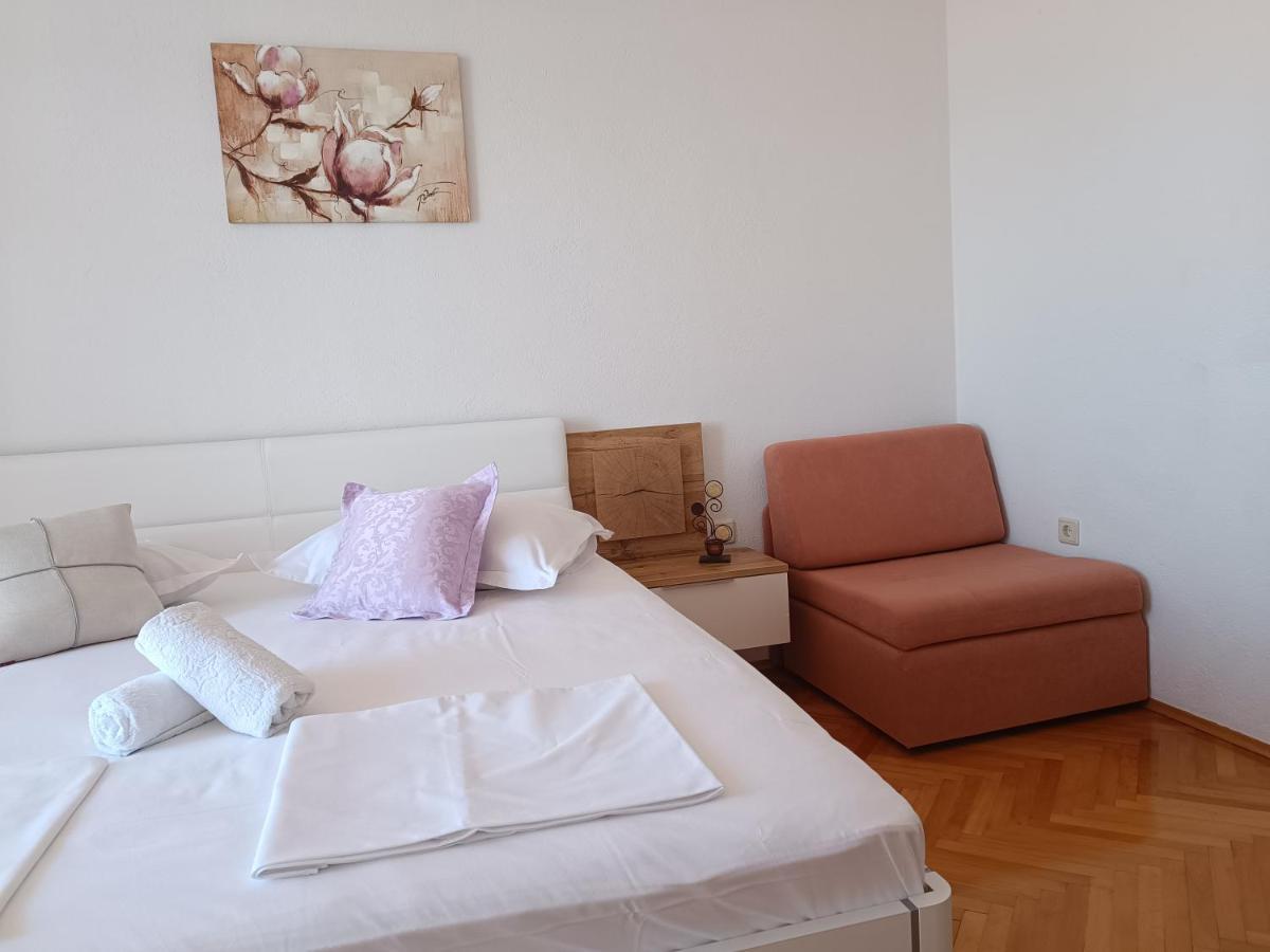 Apartments Niki Brela Kültér fotó