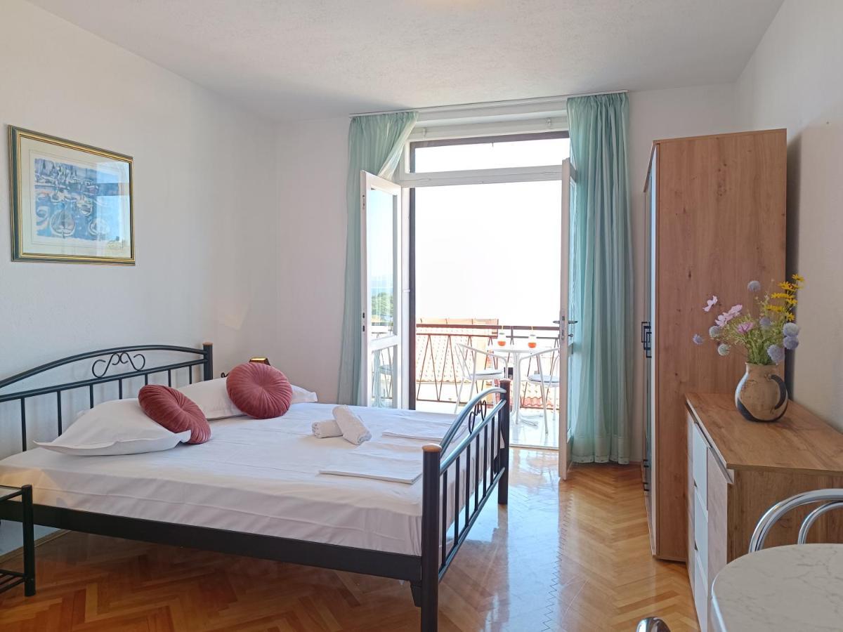 Apartments Niki Brela Kültér fotó