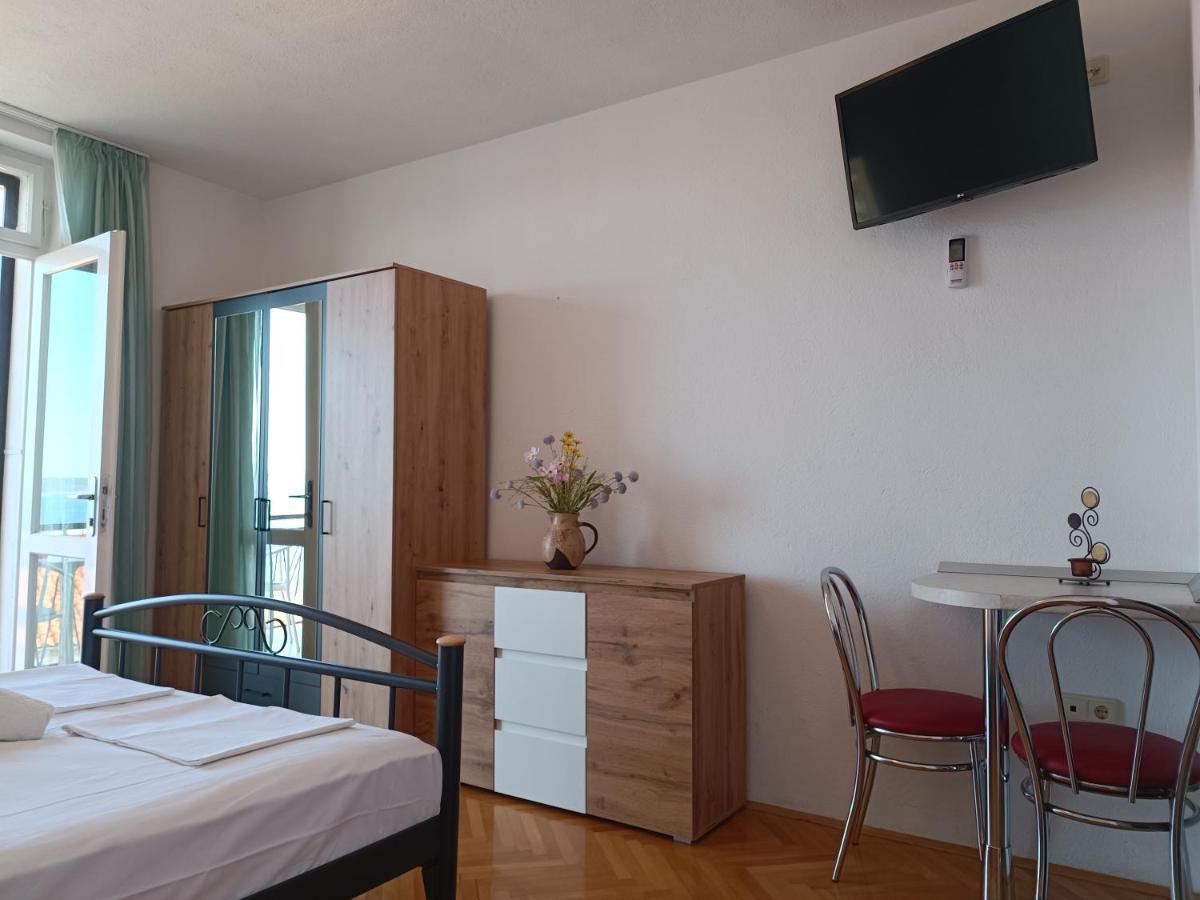 Apartments Niki Brela Kültér fotó