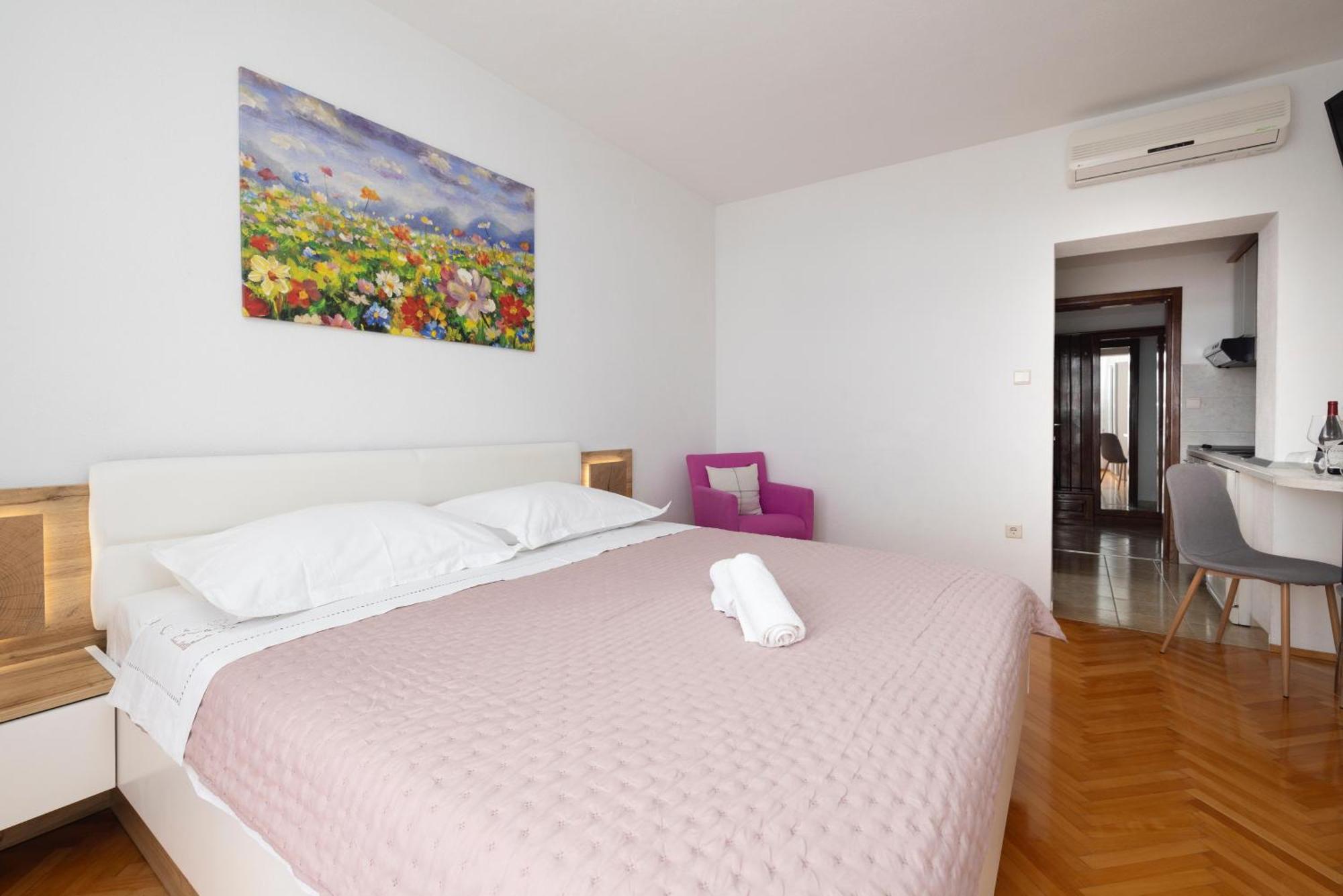 Apartments Niki Brela Kültér fotó